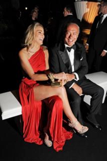 Sharon Stone feet photo thumbnail