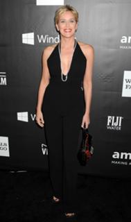 Sharon Stone feet photo thumbnail