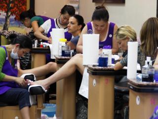 Sharon Stone feet photo thumbnail