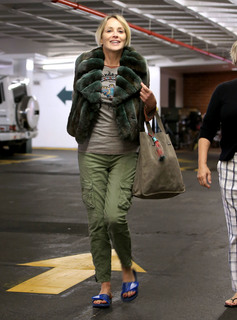 Sharon Stone feet photo thumbnail