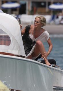 Sharon Stone feet photo thumbnail