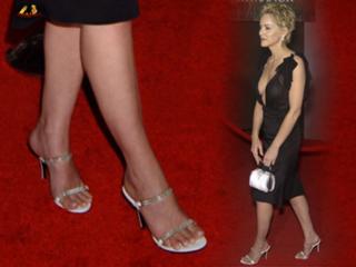 Sharon Stone feet photo thumbnail