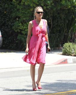 Sharon Stone feet photo thumbnail