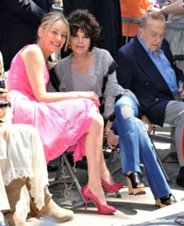 Sharon Stone feet photo thumbnail