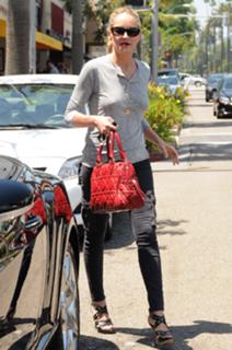 Sharon Stone feet photo thumbnail