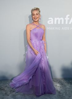 Sharon Stone feet photo thumbnail