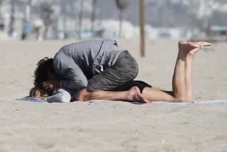 Sharon Stone feet photo thumbnail