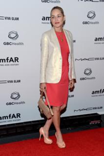 Sharon Stone feet photo thumbnail