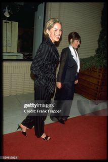 Sharon Stone feet photo thumbnail