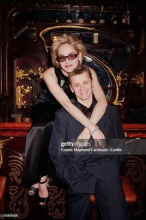 Sharon Stone feet photo thumbnail