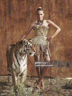 Sharon Stone feet photo thumbnail