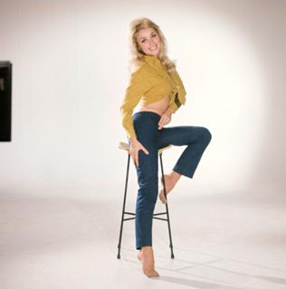 Sharon Tate feet photo thumbnail