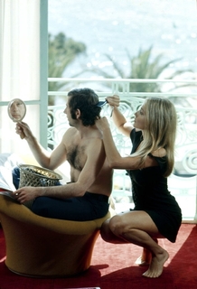 Sharon Tate feet photo thumbnail