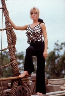 Sharon Tate feet photo thumbnail