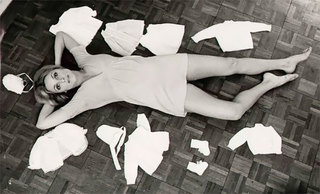 Sharon Tate feet photo thumbnail