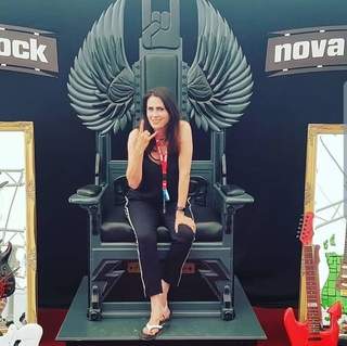 Sharon den Adel feet photo 2
