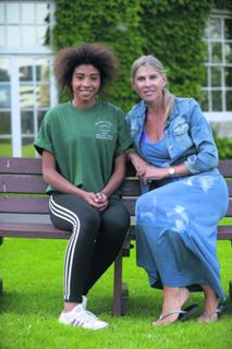 Sharron Davies feet photo 11