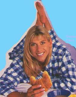 Sharron Davies feet photo 2