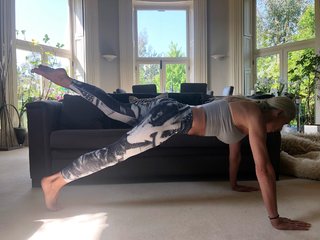 Sharron Davies feet photo 15
