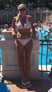 Sharron Davies feet photo 9