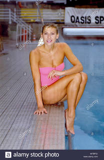 Sharron Davies feet photo 5
