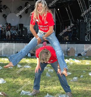 Sharron Davies feet photo 6