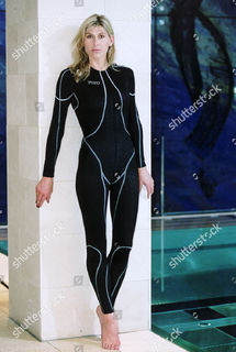 Sharron Davies feet photo 13