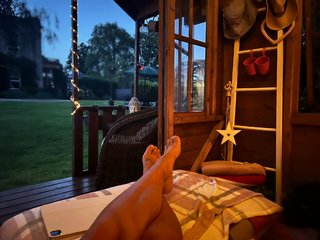 Sharron Davies feet photo 10