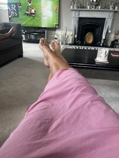 Sharron Davies feet photo 3