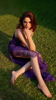 Sharvari feet photo 16