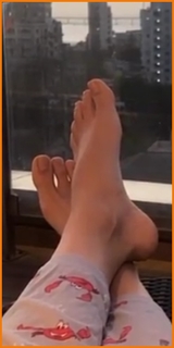 Sharvari Wagh feet photo thumbnail