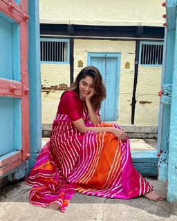 Sharvari Wagh feet photo thumbnail