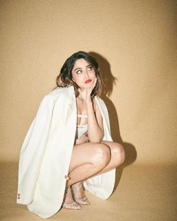Sharvari Wagh feet photo thumbnail