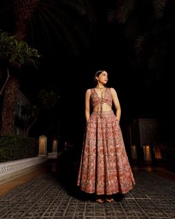 Sharvari Wagh feet photo thumbnail
