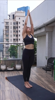 Sharvari Wagh feet photo thumbnail