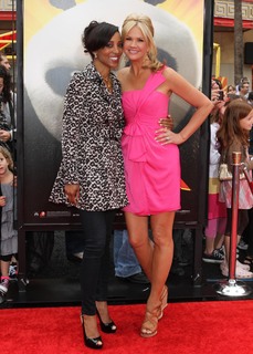 Shaun Robinson feet photo 3