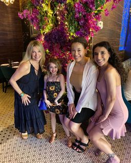 Shauna Rae feet photo thumbnail