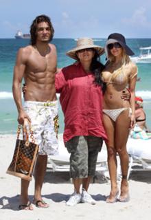 Shauna Sand feet photo thumbnail