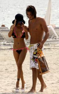 Shauna Sand feet photo thumbnail