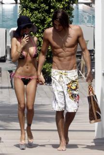 Shauna Sand feet photo thumbnail