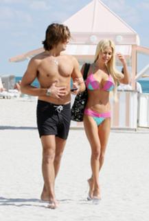 Shauna Sand feet photo thumbnail