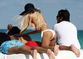 Shauna Sand feet photo thumbnail