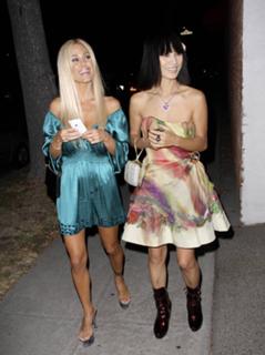 Shauna Sand feet photo thumbnail