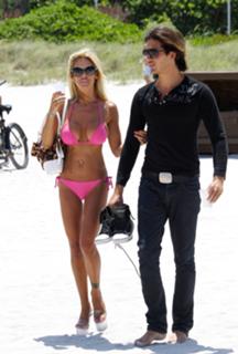 Shauna Sand feet photo thumbnail