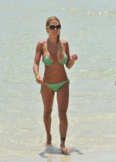 Shauna Sand feet photo thumbnail
