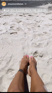 Shauna Sand feet photo thumbnail