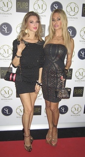 Shauna Sand feet photo thumbnail