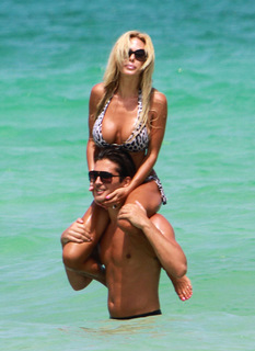 Shauna Sand feet photo thumbnail