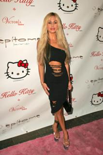 Shauna Sand feet photo thumbnail