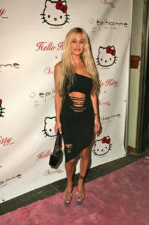 Shauna Sand feet photo thumbnail